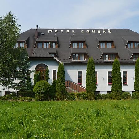Motel Gombas Ngoại thất bức ảnh